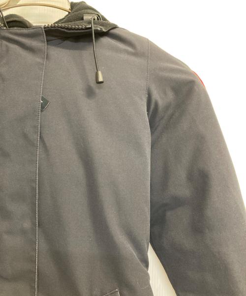 CANADA GOOSE（カナダグース）CANADA GOOSE (カナダグース) ダウンコート ネイビー サイズ:Ｓの古着・服飾アイテム