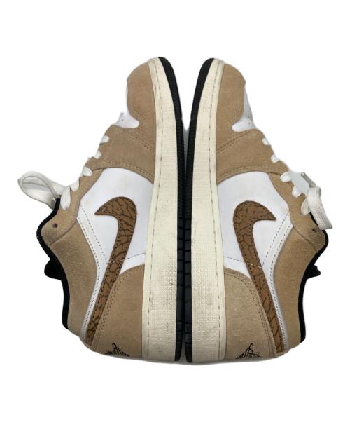 NIKE（ナイキ）NIKE (ナイキ) GS Air Jordan 1 Low SE ベージュ×ホワイト サイズ:24cmの古着・服飾アイテム