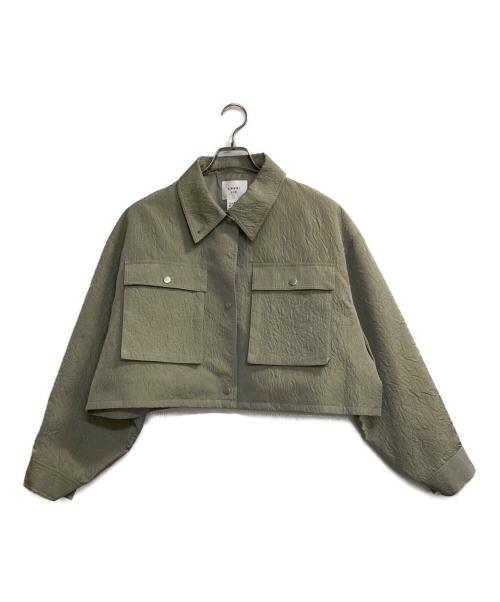 Ameri（アメリ）AMERI (アメリ) EMBOSS SHORT ARMY LIKE JACKET カーキ サイズ:Fの古着・服飾アイテム
