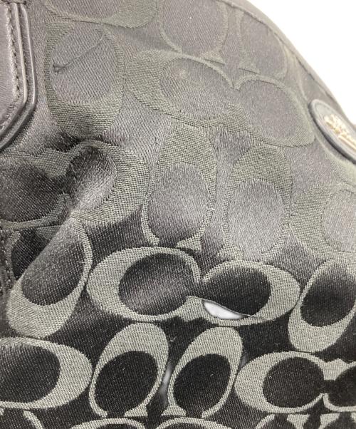 COACH（コーチ）COACH (コーチ) シグネチャーワンショルダーバッグ ブラックの古着・服飾アイテム