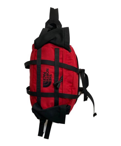 THE NORTH FACE（ザ ノース フェイス）THE NORTH FACE (ザ ノース フェイス) ボディーバッグ ブラック×レッドの古着・服飾アイテム