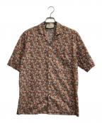 GUCCIグッチ）の古着「LIBERTYバックプリント花柄シャツ」｜ピンク×ブラック