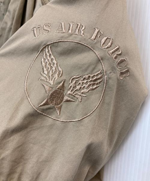 AVIREX VARSITY（アヴィレックスバーシティ）AVIREX VARSITY (アヴィレックスバーシティ) S/S gimmick SHIRTS ベージュ サイズ:Ｌの古着・服飾アイテム