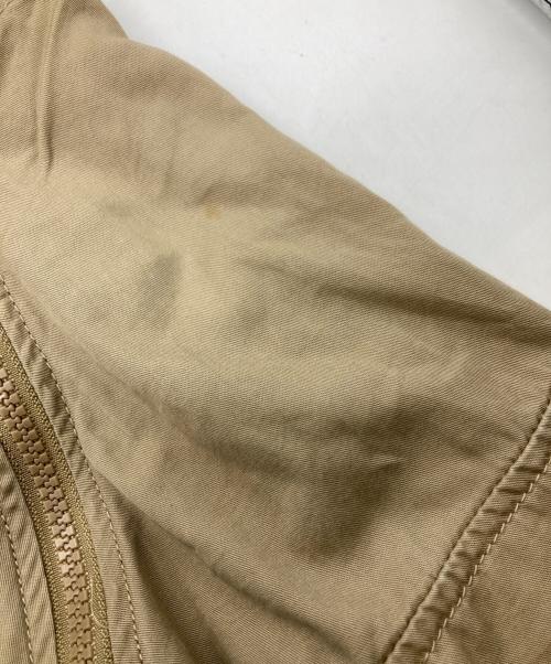 AVIREX VARSITY（アヴィレックスバーシティ）AVIREX VARSITY (アヴィレックスバーシティ) S/S gimmick SHIRTS ベージュ サイズ:Ｌの古着・服飾アイテム