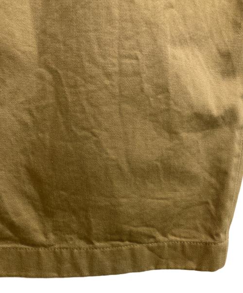maison kitsune（メゾンキツネ）maison kitsune (メゾンキツネ) Relaxed Pleated Pants ベージュ サイズ:40の古着・服飾アイテム