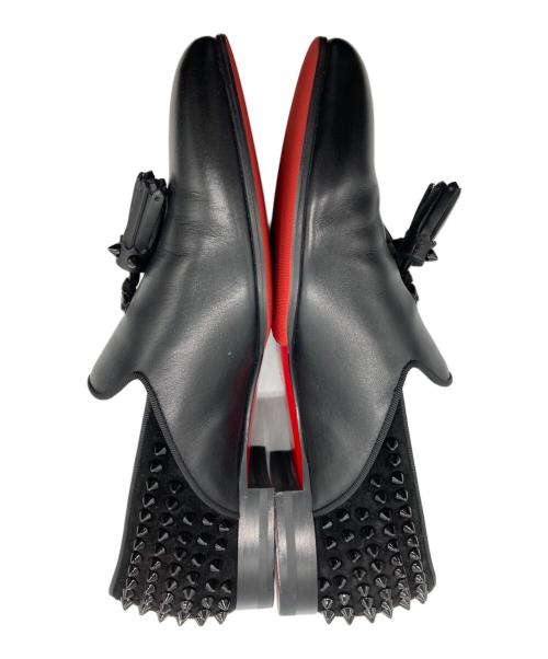 Christian Louboutin（クリスチャン・ルブタン）Christian Louboutin (クリスチャン・ルブタン) スパイクスタッズタッセルローファー ブラック サイズ:40の古着・服飾アイテム