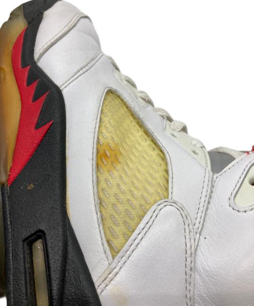 NIKE（ナイキ）NIKE (ナイキ) Air Jordan 5 Retro ホワイト サイズ:27㎝の古着・服飾アイテム