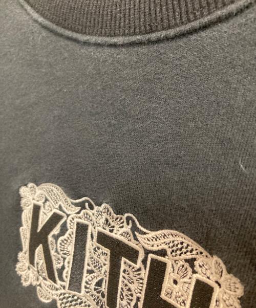 KITH（キス）KITH (キス) Floral Lace Nelson Crewneck ブラック サイズ:Ｍの古着・服飾アイテム