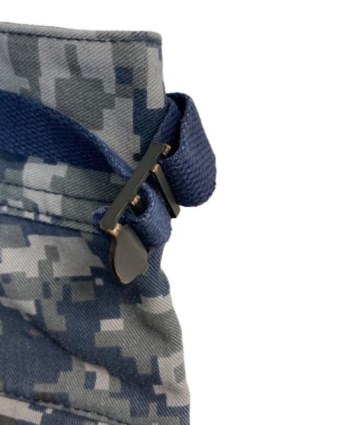 SUPREME（シュプリーム）Supreme (シュプリーム) Cargo Pant Navy Digi Camo グレー サイズ:30の古着・服飾アイテム