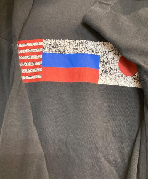 Gosha Rubchinskiy（ゴーシャラブチンスキー）Gosha Rubchinskiy (ゴーシャラブチンスキー) 国旗デザインTee ブラック サイズ:Lの古着・服飾アイテム