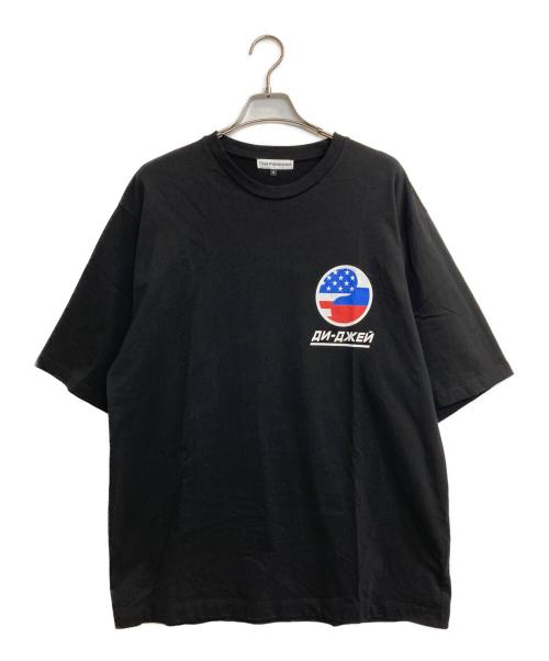 Gosha Rubchinskiy（ゴーシャラブチンスキー）Gosha Rubchinskiy (ゴーシャラブチンスキー) 国旗陰陽Tee ブラック サイズ:Sの古着・服飾アイテム
