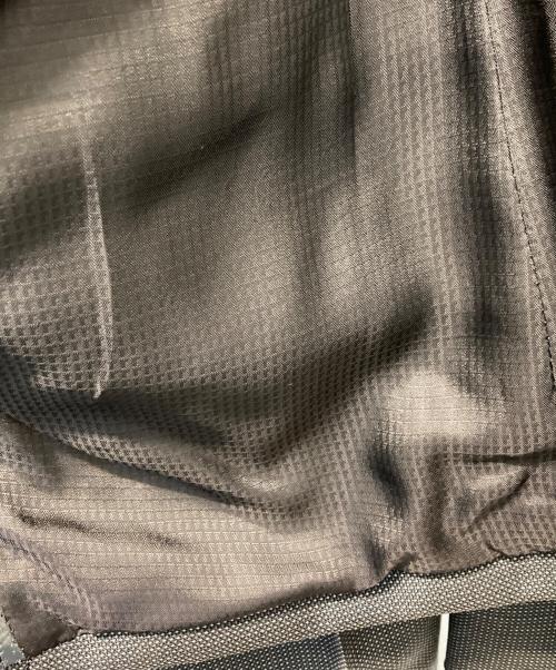 EMPORIO ARMANI（エンポリオ アルマーニ）EMPORIO ARMANI (エンポリオ アルマーニ) 2Bスーツ チャコールグレー サイズ:56の古着・服飾アイテム