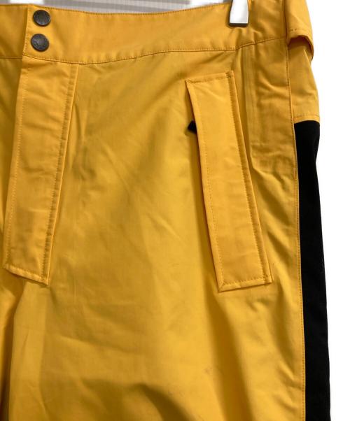 SUPREME（シュプリーム）SUPREME (シュプリーム) THE NORTH FACE (ザ ノース フェイス) Arc Logo Mountain Pant イエロー×ブラック サイズ:Ｓの古着・服飾アイテム