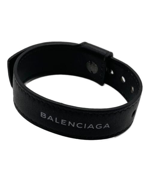 BALENCIAGA（バレンシアガ）BALENCIAGA (バレンシアガ) レザーロゴブレスレット ブラックの古着・服飾アイテム