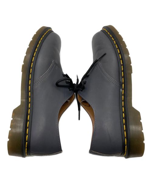 Dr.Martens（ドクターマーチン）Dr.Martens (ドクターマーチン) 3ホールレースアップシューズ グレー サイズ:26.5㎝の古着・服飾アイテム