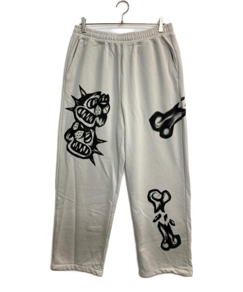 X-LARGE（エクストララージ）X-LARGE (エクストララージ) ALLOVER PRINTED SWEAT PANTS グレー サイズ:XLの古着・服飾アイテム