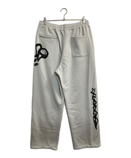 X-LARGE（エクストララージ）X-LARGE (エクストララージ) ALLOVER PRINTED SWEAT PANTS グレー サイズ:XLの古着・服飾アイテム