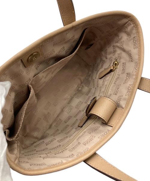 MICHAEL KORS（マイケルコース）MICHAEL KORS (マイケルコース) ハンドバッグ ベージュの古着・服飾アイテム