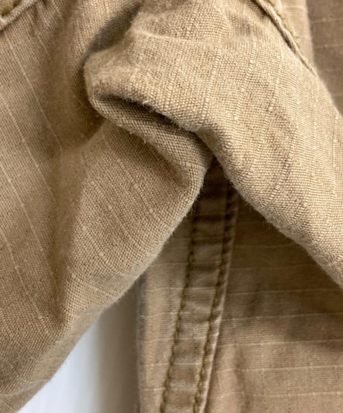 CarHartt（カーハート）CarHartt (カーハート) カーゴパンツ ベージュ サイズ:36×32の古着・服飾アイテム