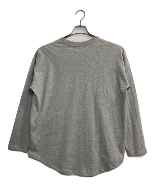 JOURNAL STANDARD（ジャーナルスタンダード）JOURNAL STANDARD (ジャーナルスタンダード) ラウンドヘムブロックロゴロングTシャツ グレー サイズ:不明の古着・服飾アイテム