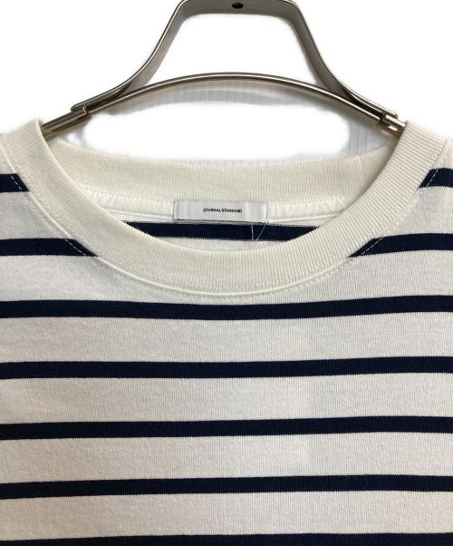 JOURNAL STANDARD（ジャーナルスタンダード）JOURNAL STANDARD (ジャーナルスタンダード) タックスウェットシャツ ホワイト サイズ:ＦＲＥＥ 未使用品の古着・服飾アイテム