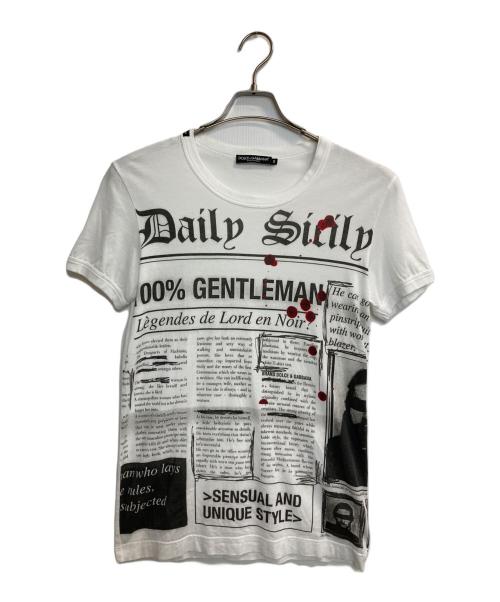 DOLCE & GABBANA（ドルチェ＆ガッバーナ）DOLCE & GABBANA (ドルチェ＆ガッバーナ) ニュースペーパーTee ホワイト サイズ:46の古着・服飾アイテム