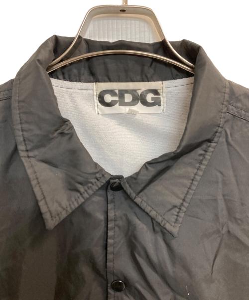 CDG（シーディージー）CDG (シーディージー) コーチジャケット ブラック サイズ:XLの古着・服飾アイテム