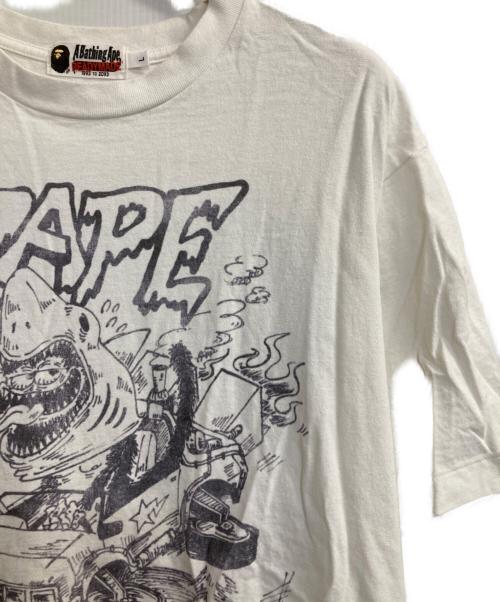 A BATHING APE（アベイシングエイプ）A BATHING APE (アベイシングエイプ) READYMADE (レディメイド) SHARK wide tee ホワイト サイズ:Lの古着・服飾アイテム