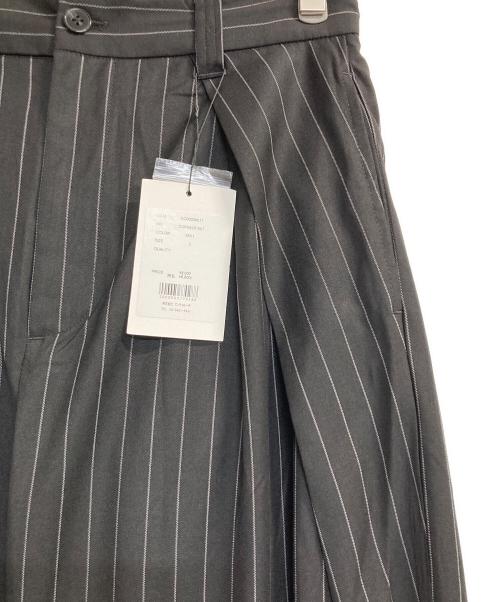 soerte（ソエルテ）soerte (ソエルテ) 3tuck wide baloon trousers ネイビー サイズ:Ｍの古着・服飾アイテム