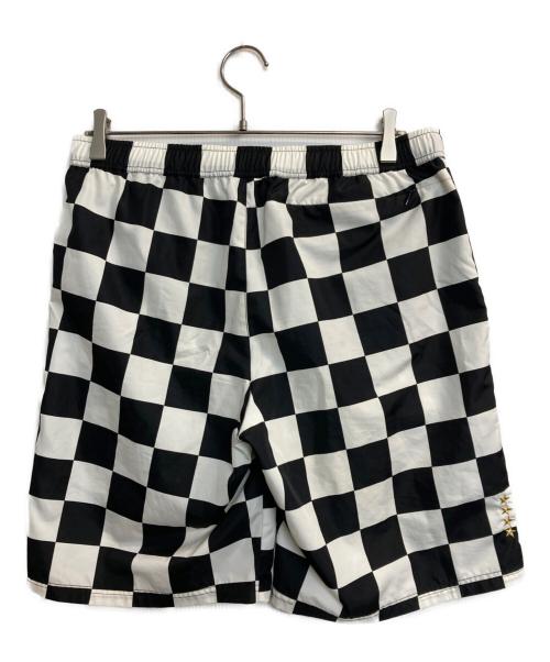 F.C.R.B.（エフシーレアルブリストル）F.C.R.B. (エフシーレアルブリストル) PRACTICE SHORTS ホワイト×ブラック サイズ:Lの古着・服飾アイテム