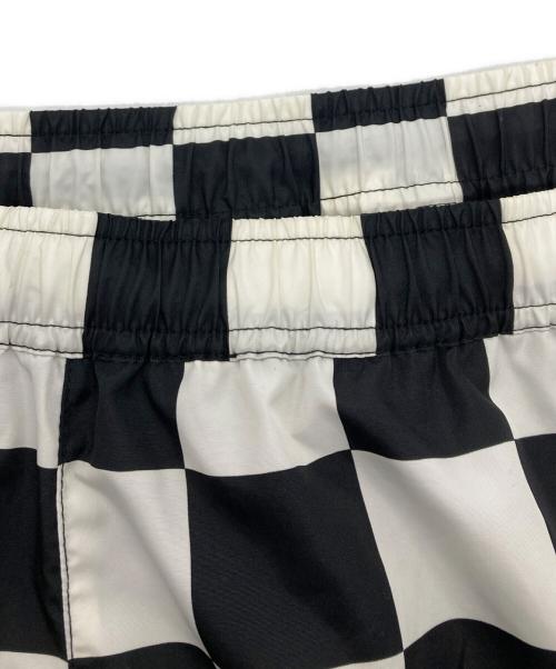 F.C.R.B.（エフシーレアルブリストル）F.C.R.B. (エフシーレアルブリストル) PRACTICE SHORTS ホワイト×ブラック サイズ:Lの古着・服飾アイテム