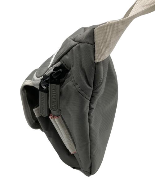 BRIEFING（ブリーフィング）BRIEFING (ブリーフィング) ROUND WAIST POUCH/ゴルフボディーバッグ グレーの古着・服飾アイテム