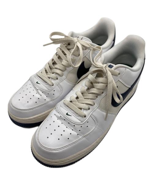 NIKE（ナイキ）NIKE (ナイキ) ローカットスニーカー ホワイト×ネイビー サイズ:26.5㎝の古着・服飾アイテム