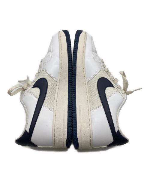 NIKE（ナイキ）NIKE (ナイキ) ローカットスニーカー ホワイト×ネイビー サイズ:26.5㎝の古着・服飾アイテム