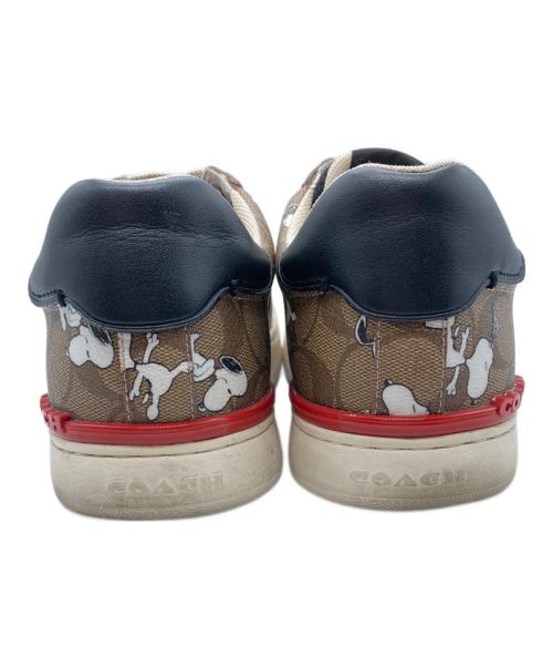 COACH（コーチ）COACH (コーチ) PEANUTS (ピーナッツ) シグネチャースヌーピースニーカー ブラウン サイズ:US8Dの古着・服飾アイテム