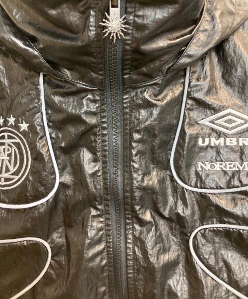Noremid（ノーリミッド）NOREMID (ノーリミッド) UMBRO (アンブロ) REFLECTIVE NYLON JACKET ブラック サイズ:Sの古着・服飾アイテム