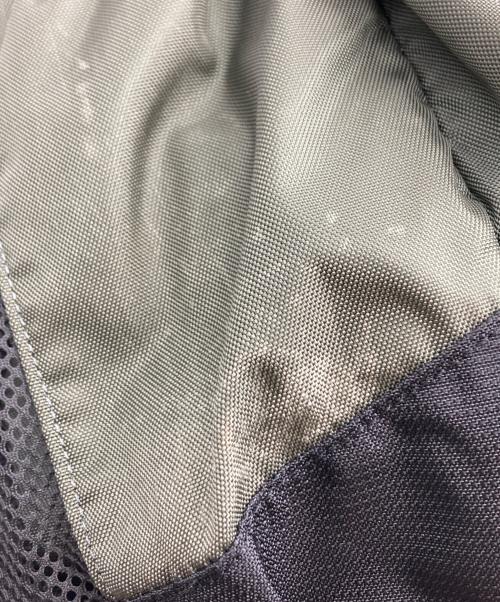 Columbia（コロンビア）Columbia (コロンビア) バックパック カーキの古着・服飾アイテム