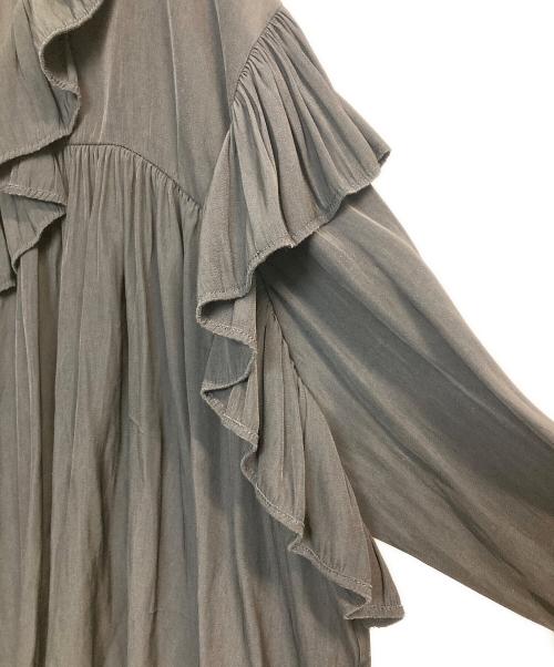 Spick and Span（スピック＆スパン）Spick and Span (スピック＆スパン) フリルVネックブラウス ブラック サイズ:不明の古着・服飾アイテム
