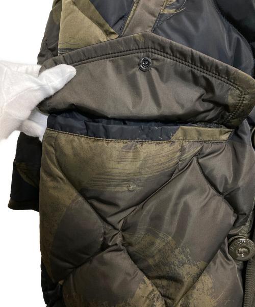MONCLER（モンクレール）MONCLER (モンクレール) GAILLON ダウンジャケット カーキ×ブラック サイズ:2の古着・服飾アイテム