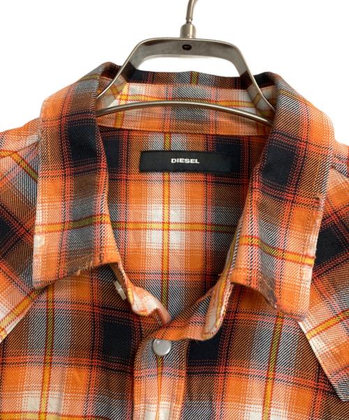 DIESEL（ディーゼル）DIESEL (ディーゼル) ダメージ加工チェックウエスタンシャツ オレンジ サイズ:Sの古着・服飾アイテム