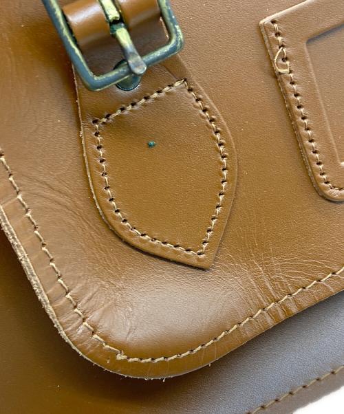 the cambridge satchel company（ケンブリッチサッチェルカンパニー）THE Cambridge satchel company (ケンブリッチサッチェルカンパニー) レザーメッセンジャーバッグ ブラウンの古着・服飾アイテム