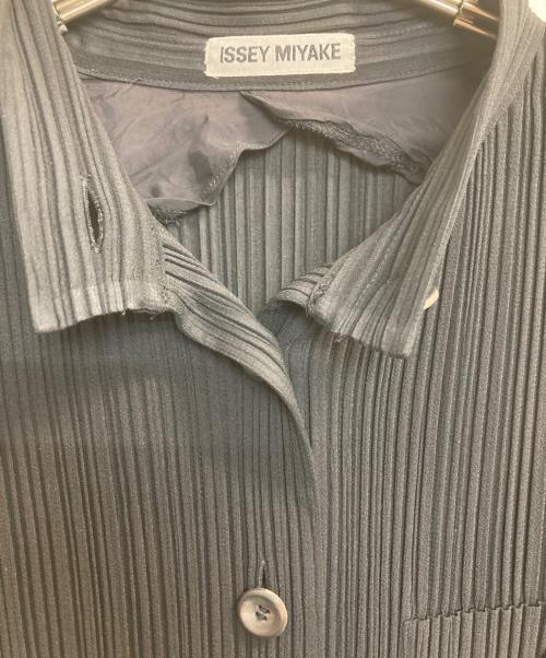 ISSEY MIYAKE（イッセイミヤケ）ISSEY MIYAKE (イッセイミヤケ) 90s バンドカラープリーツジャケット ブラック サイズ:Ｌ　の古着・服飾アイテム
