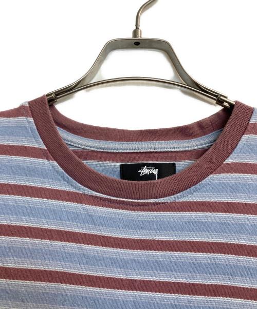 stussy（ステューシー）stussy (ステューシー) Griffin Stripe Crew/ボーダーTシャツ ボルドー×ブルー サイズ:Mの古着・服飾アイテム