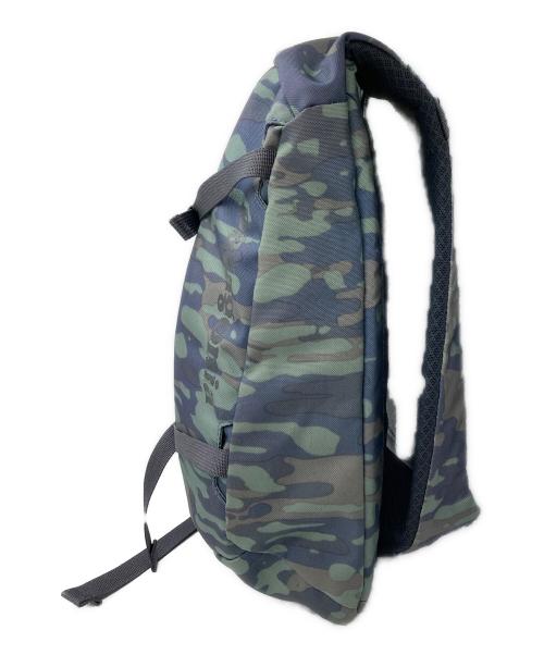 patagnia（パタゴニア）patagnia (パタゴニア) アトム・スリング 8L グリーンの古着・服飾アイテム