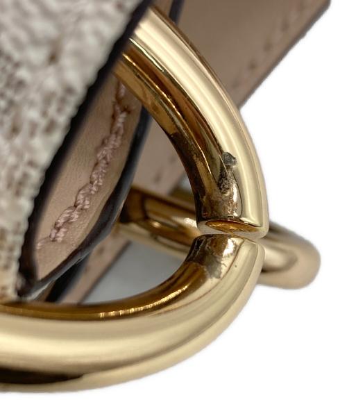 MICHAEL KORS（マイケルコース）MICHAEL KORS (マイケルコース) ニコル ラージ ショルダー トート ホワイトの古着・服飾アイテム