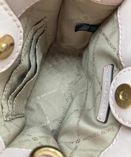 MICHAEL KORS（マイケルコース）MICHAEL KORS (マイケルコース) ミニクロスボディバッグ ピンクの古着・服飾アイテム
