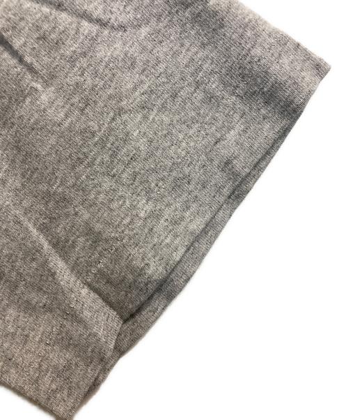stussy（ステューシー）stussy (ステューシー) ステッチロゴTシャツ グレー×オレンジ サイズ:Sの古着・服飾アイテム