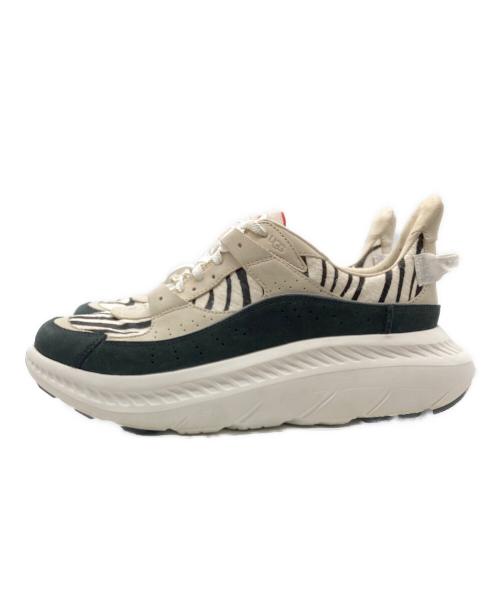 UGG（アグ）UGG (アグ) atmos (アトモス) CA805 V2 ANIMAL ブラック×アイボリー サイズ:USA10の古着・服飾アイテム