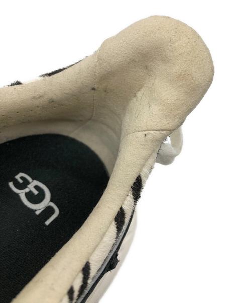 UGG（アグ）UGG (アグ) atmos (アトモス) CA805 V2 ANIMAL ブラック×アイボリー サイズ:USA10の古着・服飾アイテム