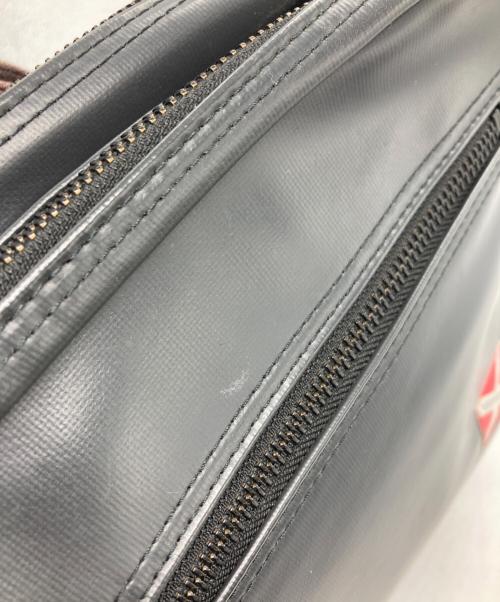 LUGGAGE LABEL（ラゲッジ レーベル）LUGGAGE LABEL (ラゲッジ レーベル) ショルダーバッグ チャコールグレーの古着・服飾アイテム